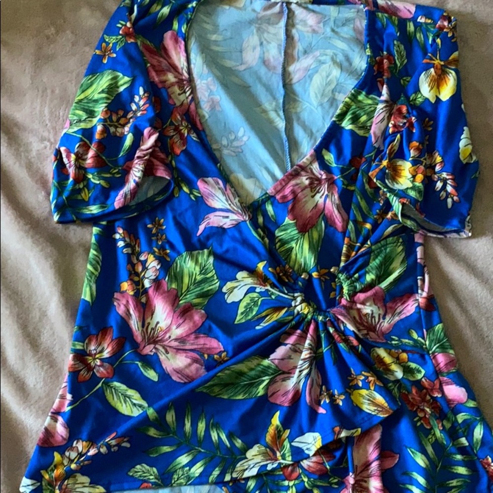 Beachy shirt